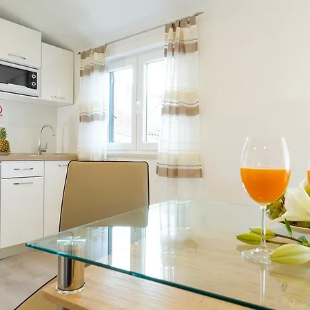 Apartments & Room Rollex 4* Split